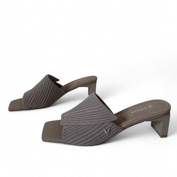 Vivaia Jade Pro Square-Toe Block Heel Nude Knit Slide Sandals size 38 - Picture 3 of 11